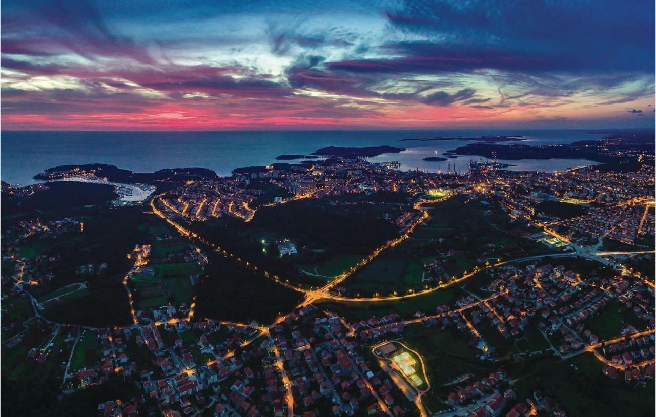Riviera *