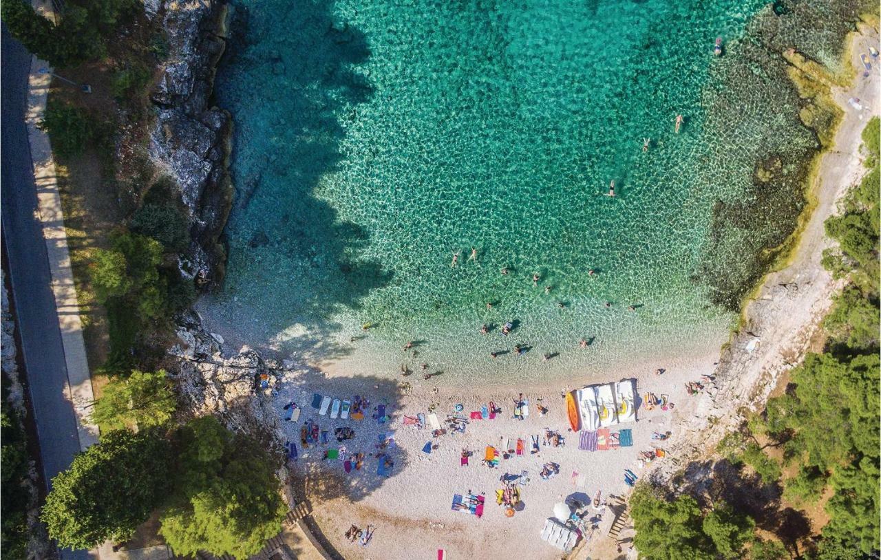 Riviera *